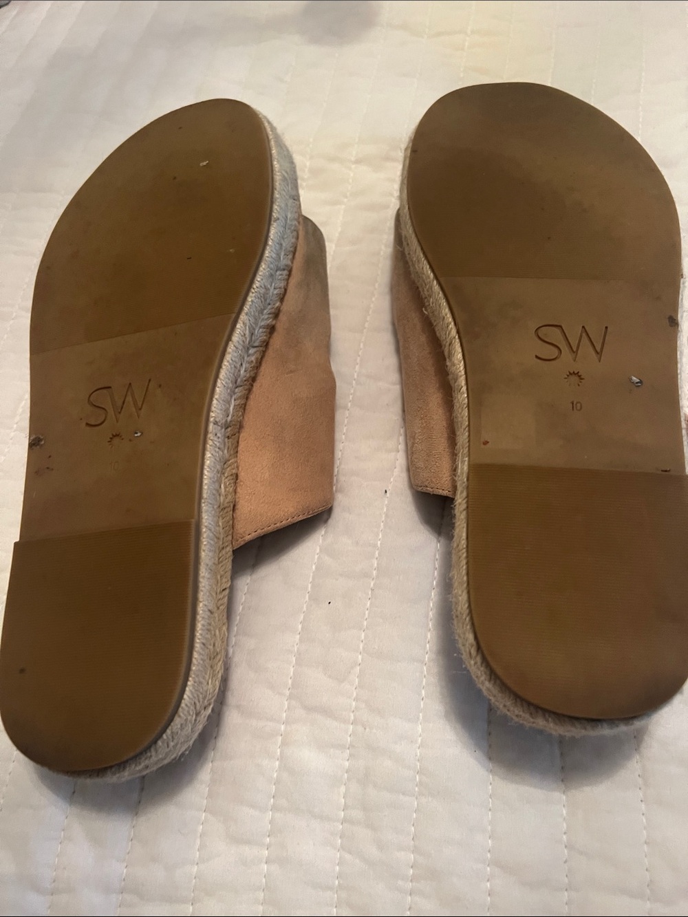 Stuart Weitzman tan sandals- 10 - Picture 4 of 6